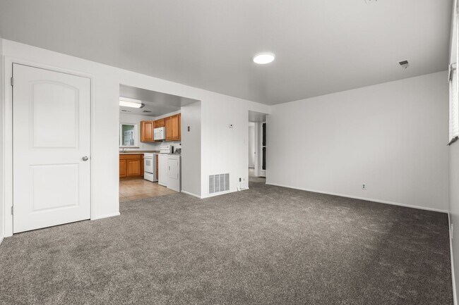 Photo - 1069 S 80 E Unit 1