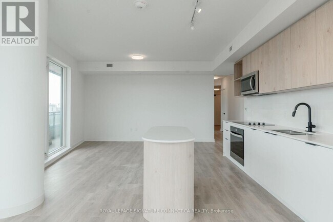 Photo - 1185 Dupont St Unit 525