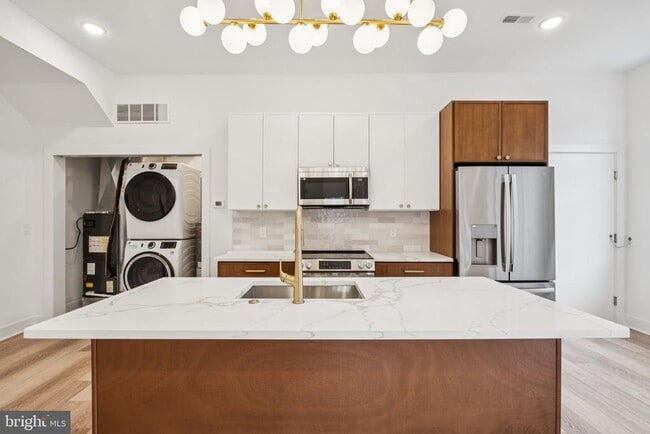 Photo - 5034 Florence Ave Unidad 3