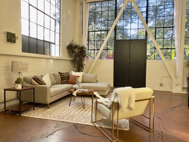 Photo - Lake Merrit’s Desirable East Lake Loft! Sp... Unit 102
