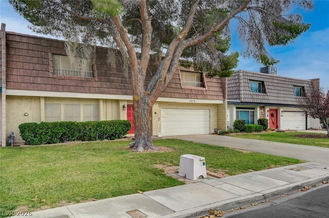 Photo - 3518 Blackstone St