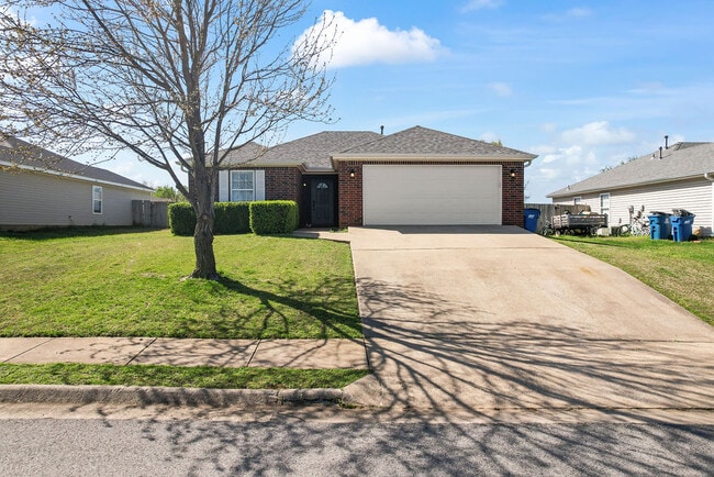 Photo - 2705 SW 10th St House