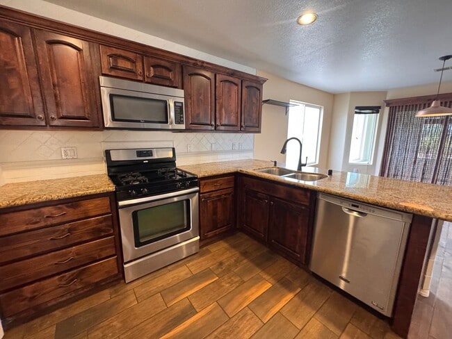 6300 Verdi Way NW
