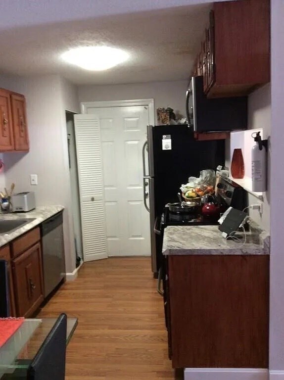 Photo - 5 Thoreau Ct