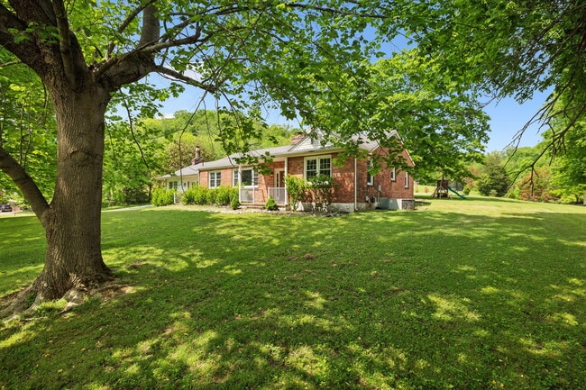 Photo - 1155 Ridge Hill Rd