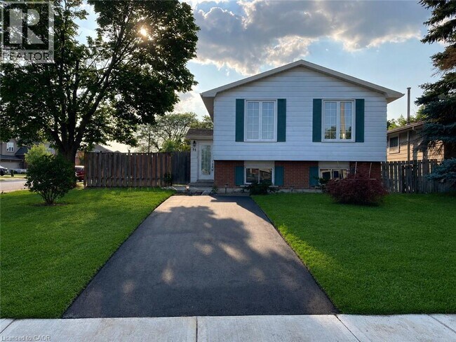 Photo - 55 Edwina Ct Unité 2