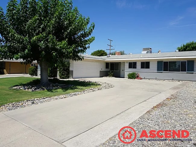Photo - Cozy 3 Bedroom Home Located in Delano!
