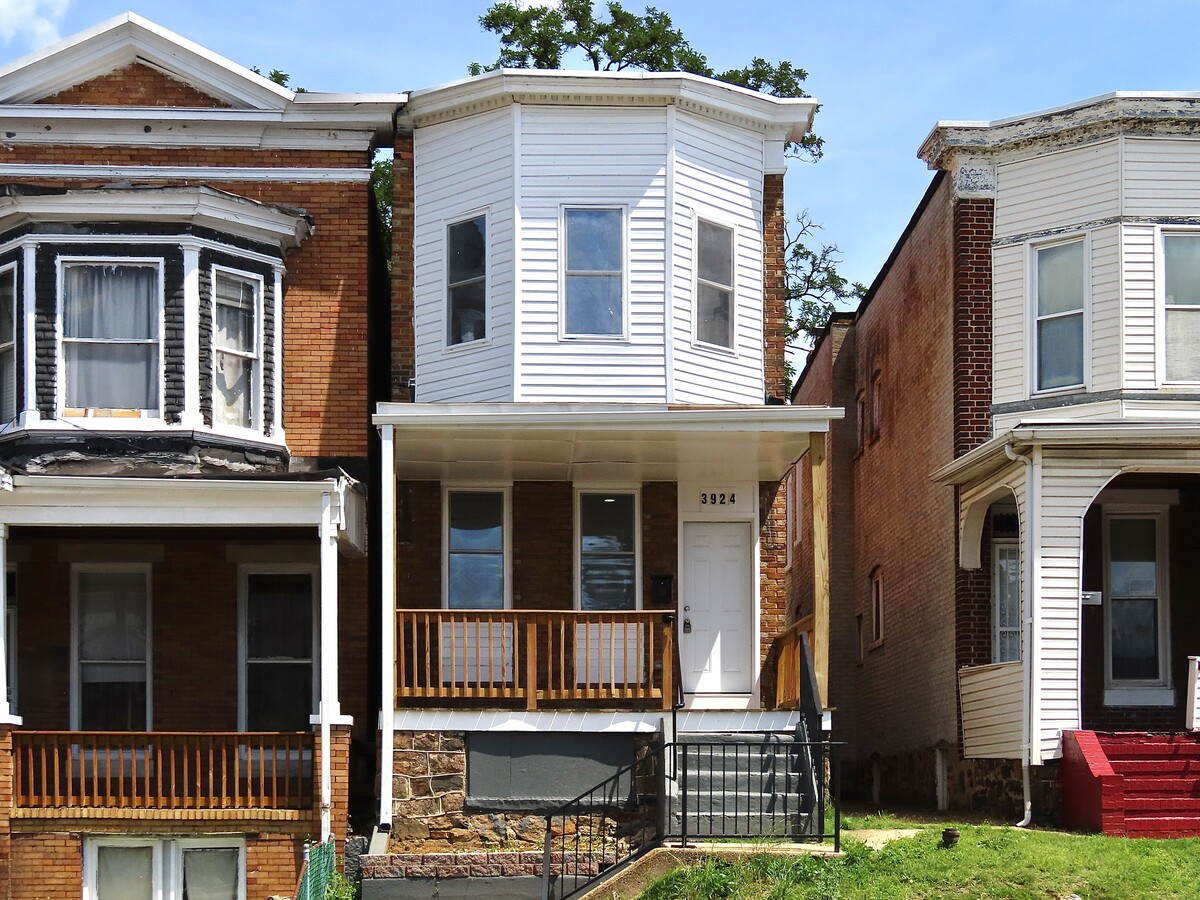 Photo - 3924 Edmondson Ave