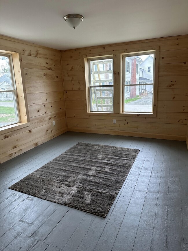 12 Shaw St Unit B