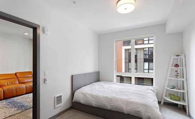 Photo - New New New Beautiful Totem Lake/Kirkland Condo for Rent! Unit 220