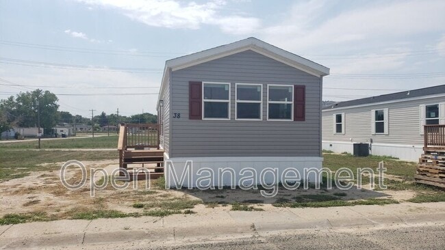 Building Photo - 120 Terry Blvd Rental