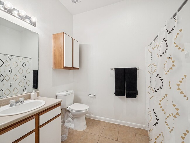 Fallbrook Ranch Apartments