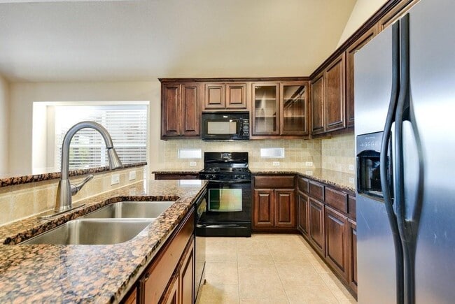 Photo - 1614 Hidden Springs Path