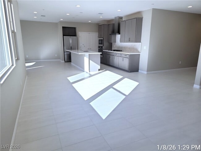 Photo - 299 Stradella Pl