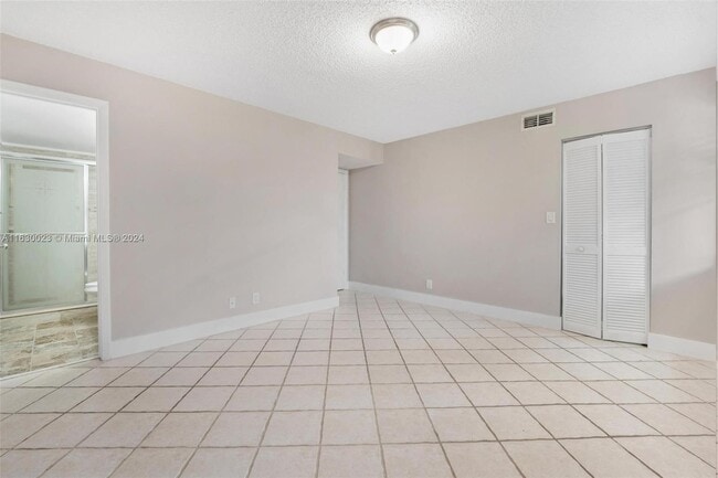 Photo - 11232 SW 12th St