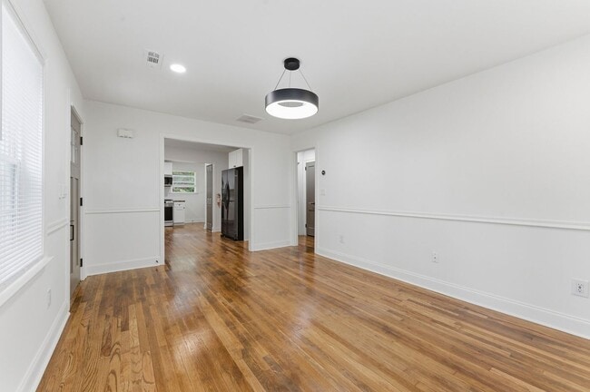 Photo - 2762 Oldknow Dr NW