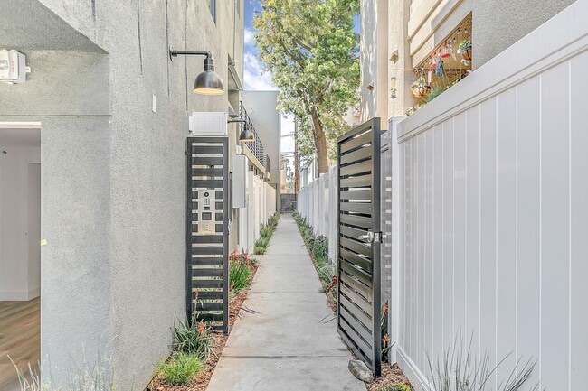 914 7th Street
