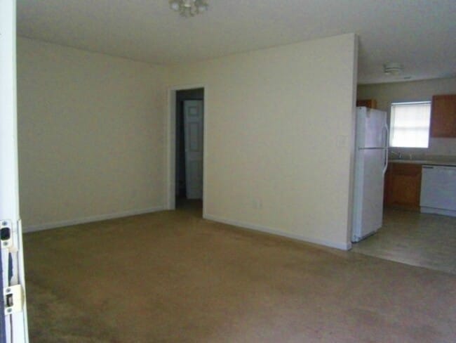 Photo - 231A Lakewood Dr