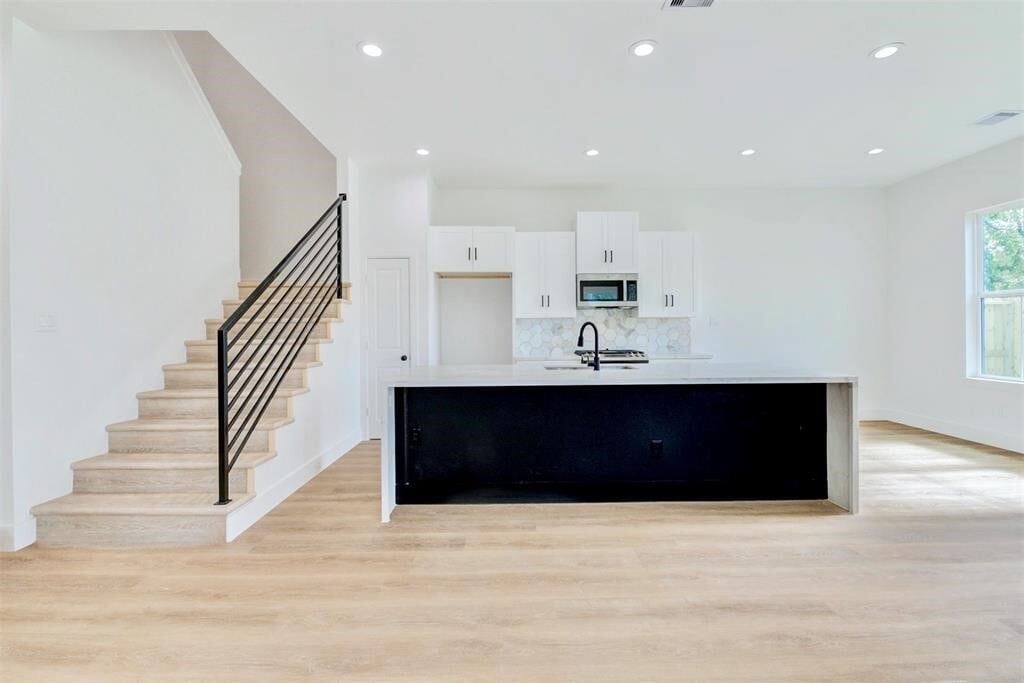 Photo - 5310 Denmark St
