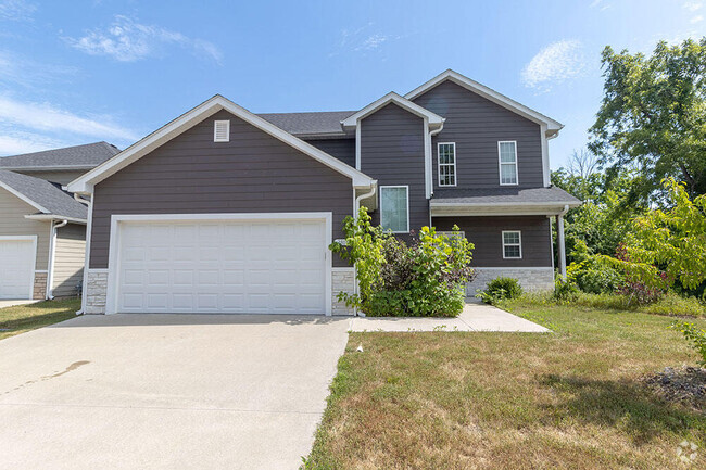 Building Photo - 2812 Amberwood court Rental