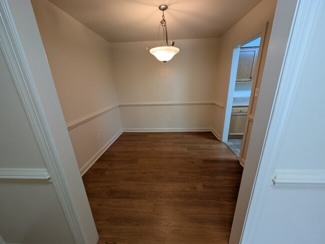 Dining Room - Brandon Point Apartments