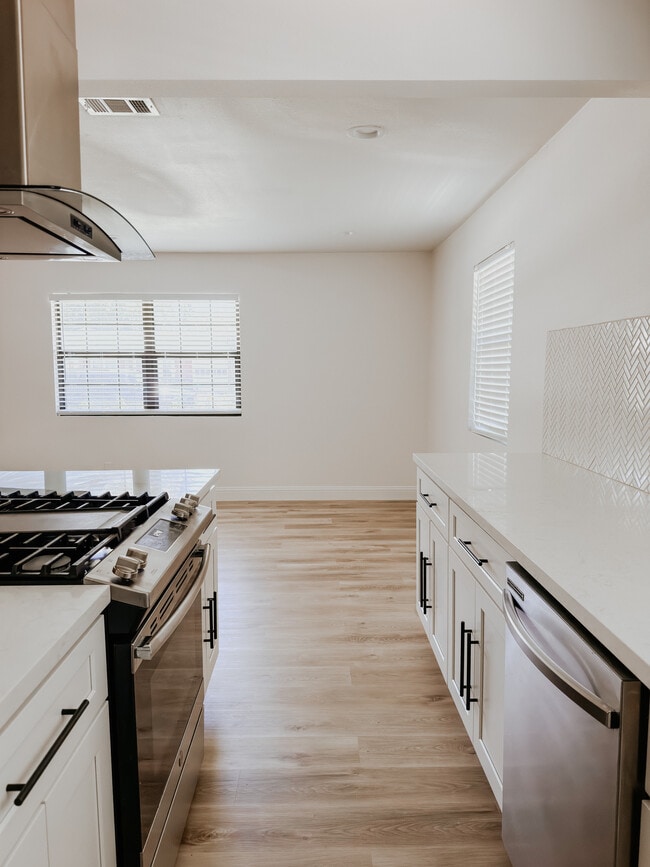 Photo - 8510 Western Dr