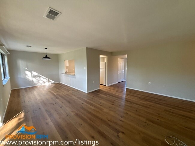 Photo - 611 Oakland Hills Ct