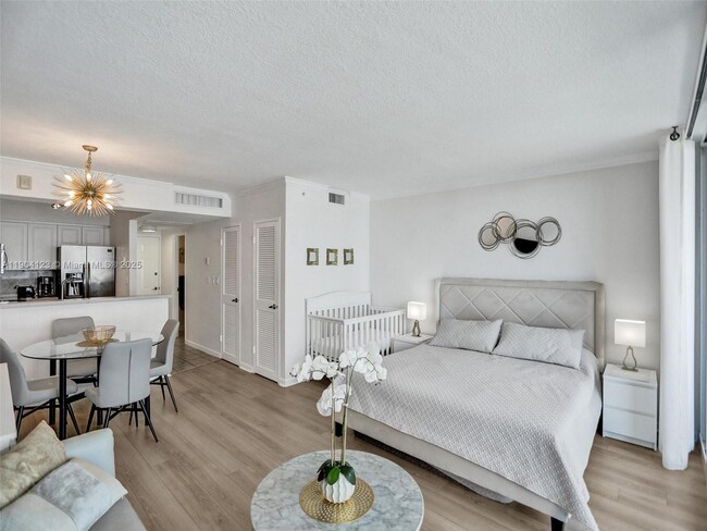 Photo - 2501 S Ocean Dr Unidad 505