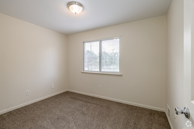 2BR, 1BA - 900SF - Type B Upgraded - Second Bedroom