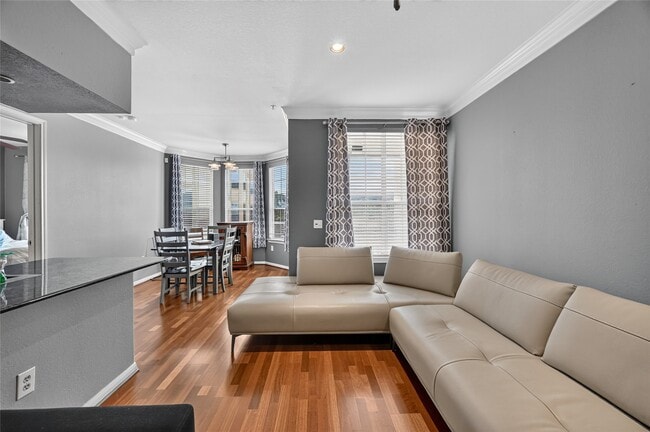 Building Photo - 7575 Kirby Dr Unit 2201