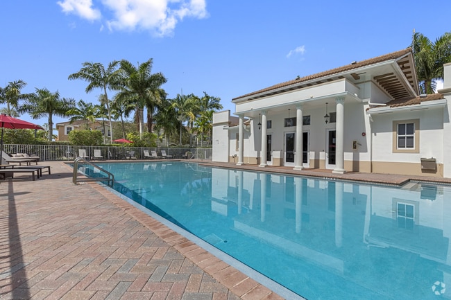 Building Photo - Palm Breeze Rental