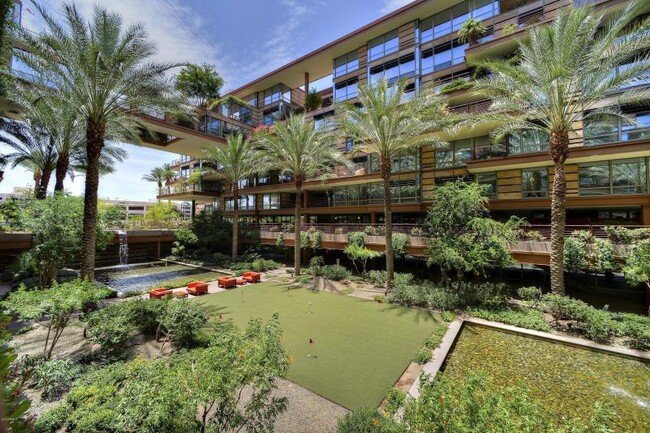 Propiedad galardonada - 7137 E Rancho Vista Dr Unidad 4001