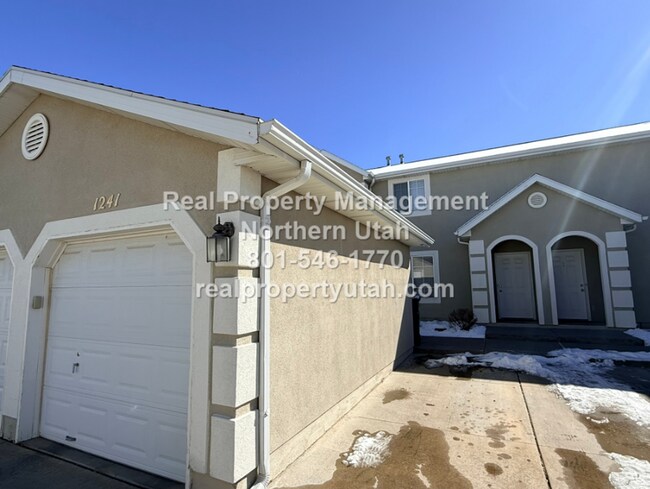 Photo - Cute 2 Bedroom Townhome in South Ogden Available