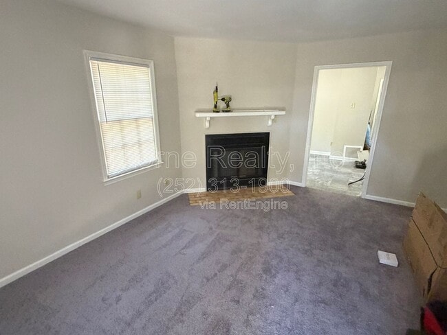 Photo - 2249 Sherwood Ave