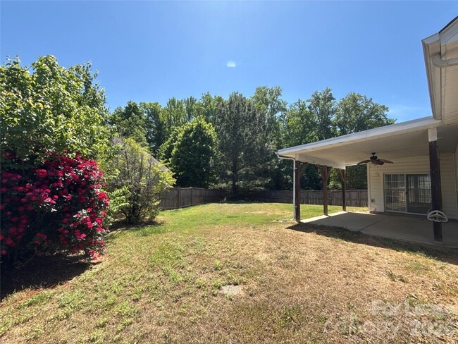 Photo - 2140 Pineapple Ct