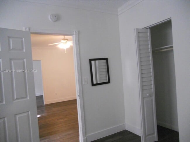 Photo - 1043 NW 2nd St Unit 9