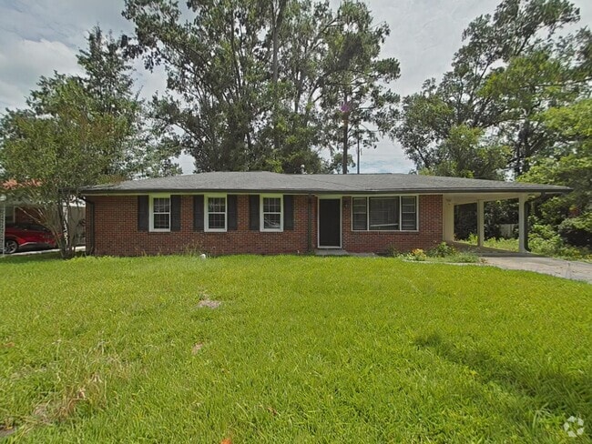 Building Photo - 2607 Springwood Dr Rental