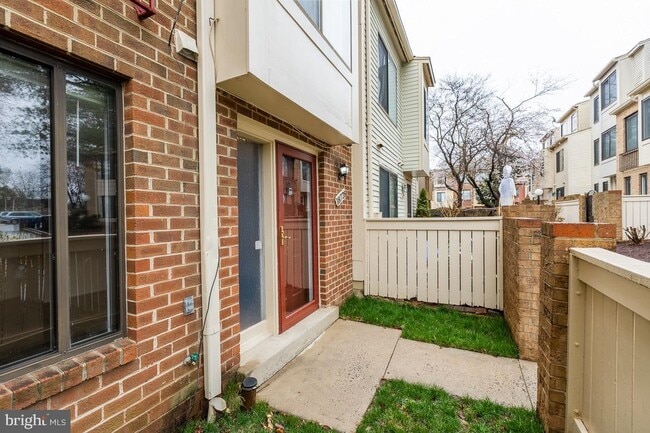 Photo - 18728 Nathans Pl