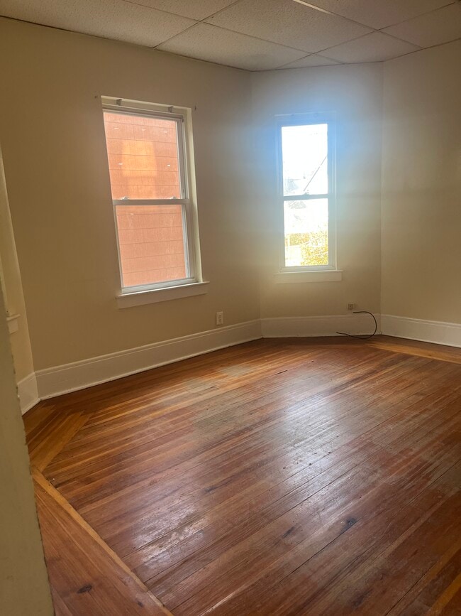 Photo - 51 Clark St Unidad #2