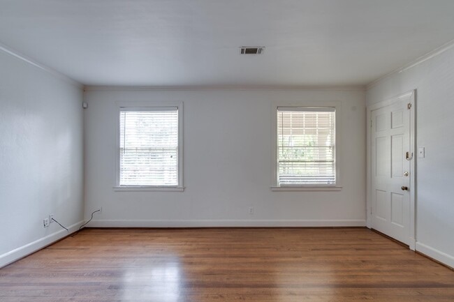 Photo - 1885 Peabody Ave Unidad 3