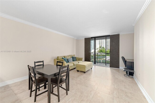 Photo - 540 Brickell Key Dr Unit 600