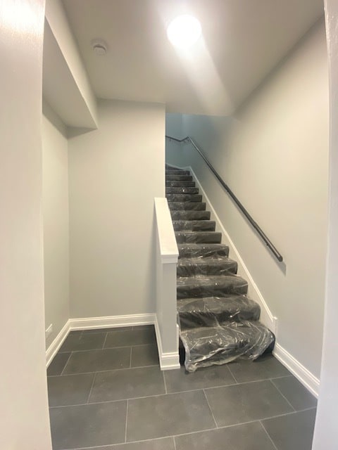 Foyer - 1305 E 69th St