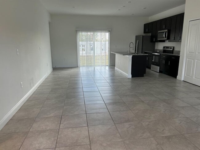 Photo - 449 Marion Oaks Ln