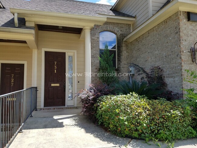 Photo - 731 Edgemont St