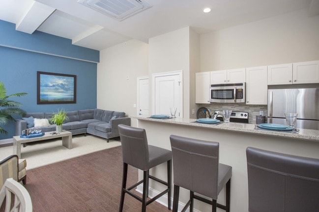 Photo - 26 Calvert Apartments