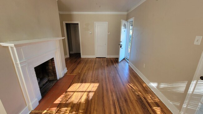 Photo - Cottage style home with car port! Perfect ...