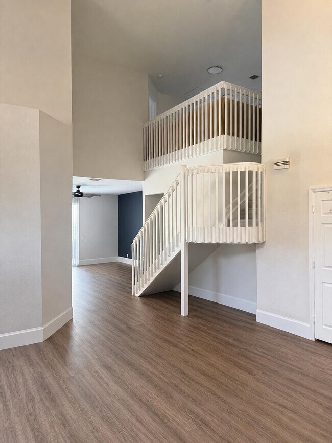 Photo - 6330 NW 80th Dr
