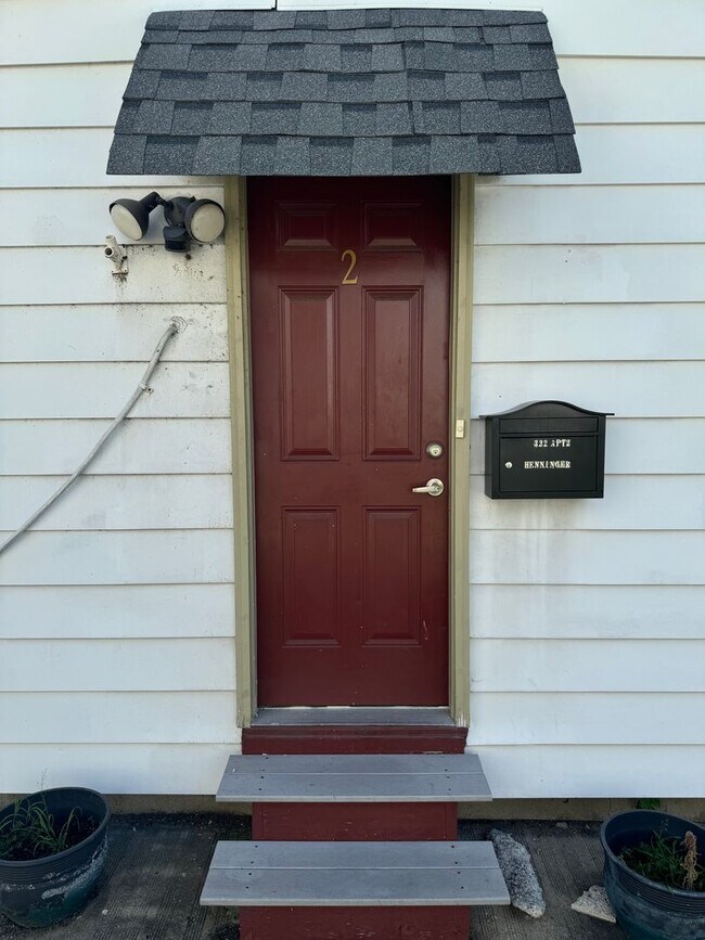 322 E Broad Street Unidad 2nd Floor Rental Bethlehem, PA