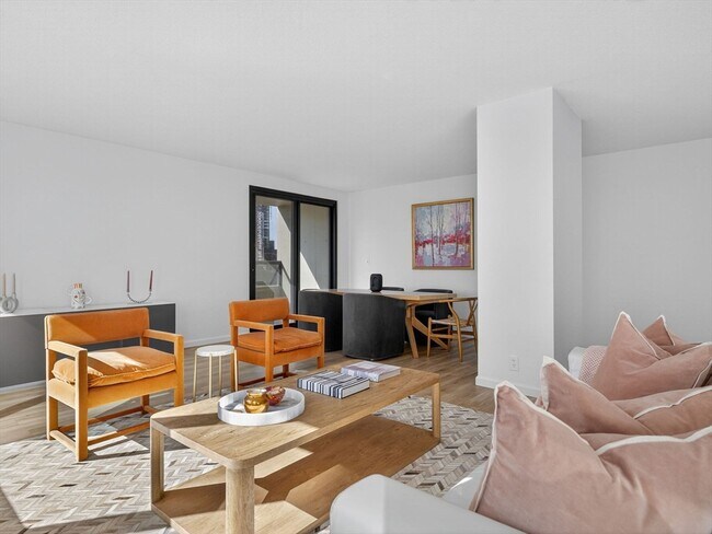 Photo - 65 E India Row Unit 6F