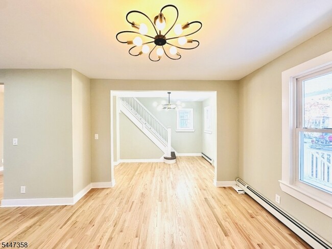 Photo - 1222 W 3rd St